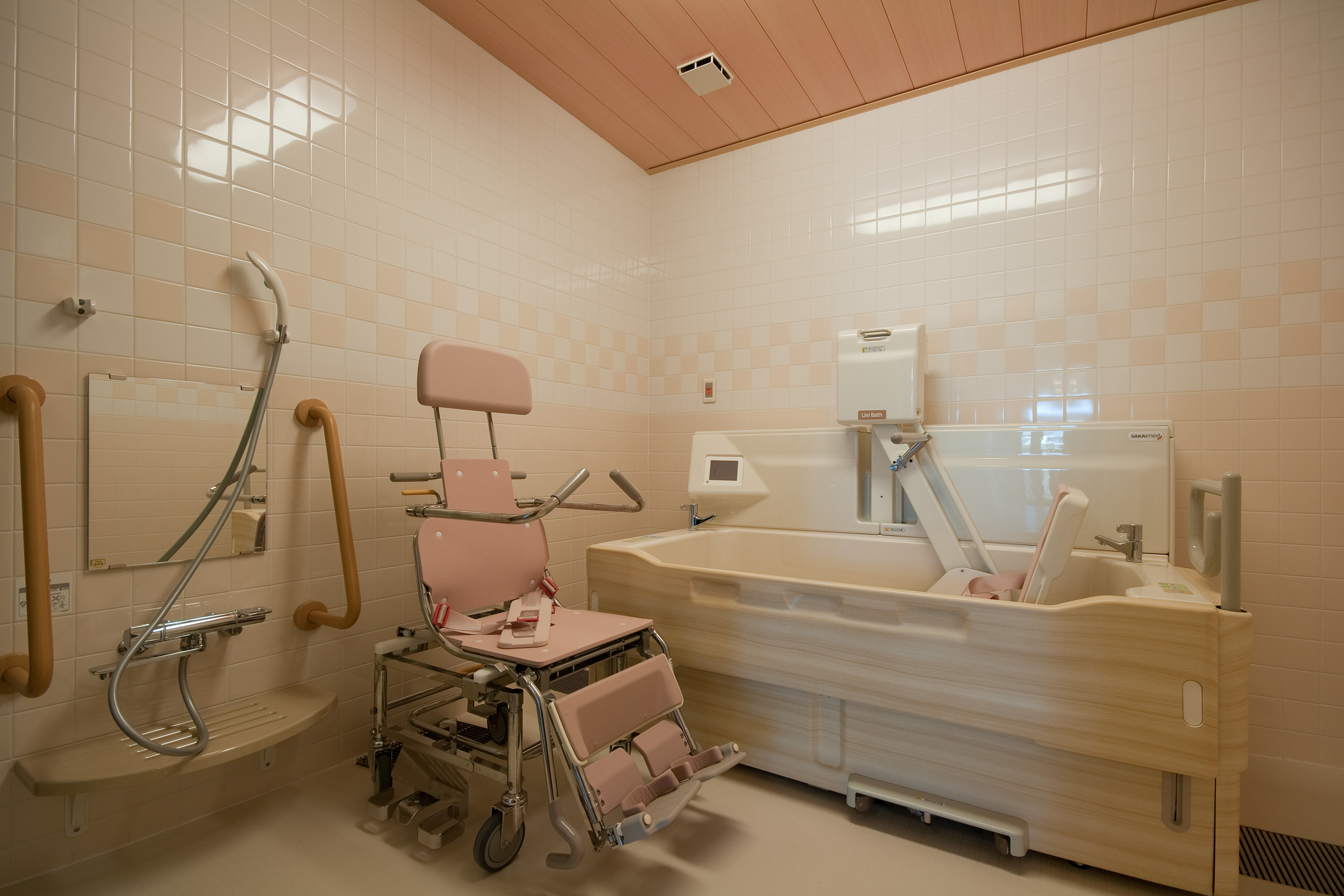 共同生活室浴室